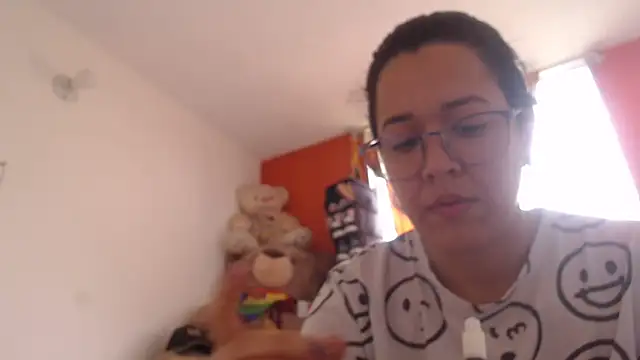 lady hot2xx online show from October 10, 4:06 pm