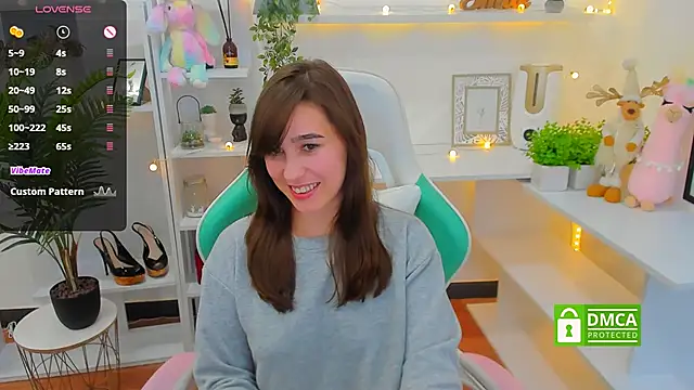  Eliizabeth  online show from December 19, 3:29 am