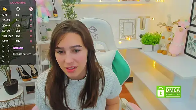  Eliizabeth  online show from December 20, 12:30 am