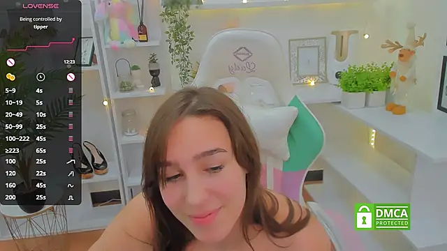  Eliizabeth  online show from December 29, 4:27 am