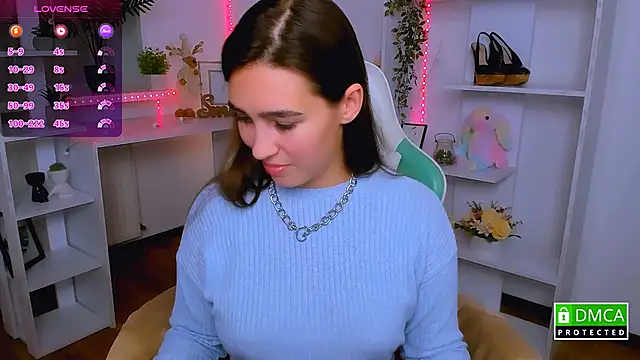  Eliizabeth  online show from November 17, 9:53 pm