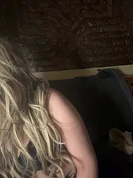 Mayoosh6 online show from February 20, 7:52 pm