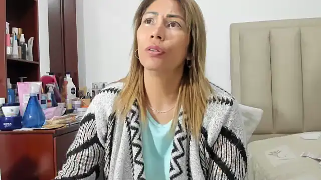 Chloemiller89 online show from January 14, 1:58 am