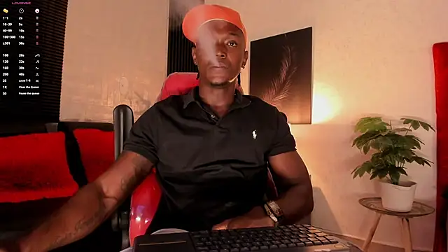 Snapshot of DannSmmith chatting on March 16, 10:11 am DannSmmith online show from March 16, 10:11 am