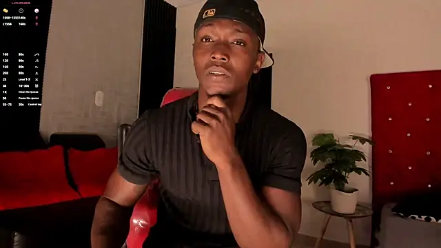 Snapshot of DannSmmith chatting on March 19, 11:39 am DannSmmith online show from March 19, 11:39 am