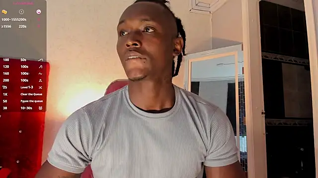 Snapshot of DannSmmith chatting on September 19, 4:25 am DannSmmith online show from September 19, 4:25 am