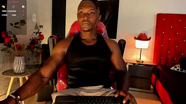 Snapshot of DannSmmith chatting on October 21, 3:40 am DannSmmith online show from October 21, 3:40 am