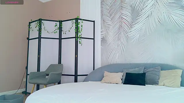 Marie Diaze online show from July 17, 5:03 am