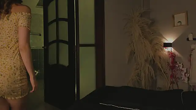 Snapshot of lua_ferch__ chatting on February 8, 12:28 pm lua ferch online show from February 8, 12:28 pm