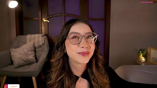 Snapshot of lua_ferch__ chatting on September 18, 12:51 pm lua ferch online show from September 18, 12:51 pm