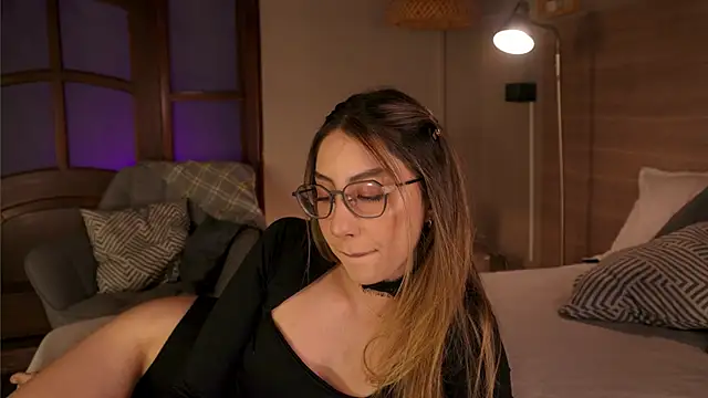 lua ferch   online show from January 6, 1:15 pm