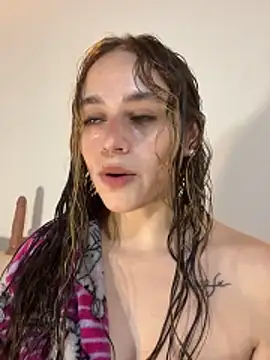 Snapshot of Natalia_Suarez chatting on February 14, 1:46 am Natalia Suarez online show from February 14, 1:46 am