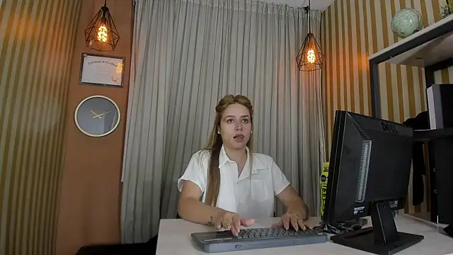 Natalia Suarez online show from July 1, 12:34 am