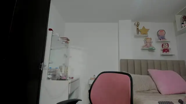 Natalia Suarez online show from July 3, 12:39 am