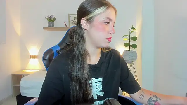 Snapshot of nataly_rodri chatting on July 18, 2:27 am nataly rodri online show from July 18, 2:27 am
