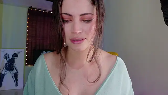 Emma  Blanco online show from October 6, 9:01 pm