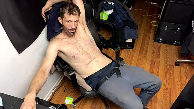 leanjamesdean online show from June 6, 2:38 am