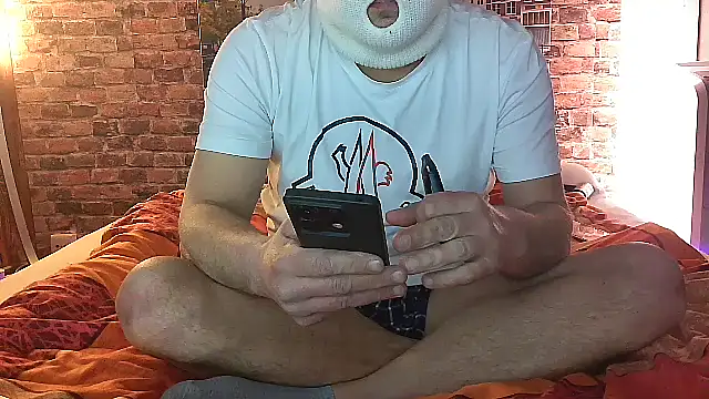 MarcTaya online show from December 19, 9:55 pm