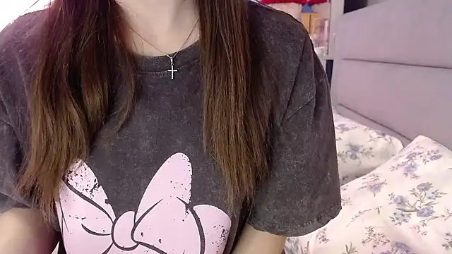 Snapshot of Viktoriiya_bald chatting on March 4, 10:46 am Viktoriiya bald online show from March 4, 10:46 am