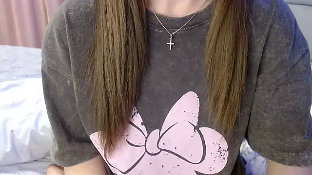 Snapshot of Viktoriiya_bald chatting on March 20, 8:51 pm Viktoriiya bald online show from March 20, 8:51 pm