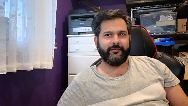 Sakhtlaundaz online show from November 28, 9:28 pm