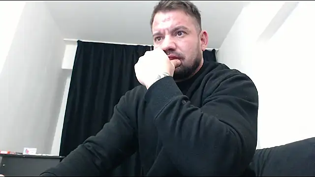 musclemonster31 online show from January 17, 10:01 pm