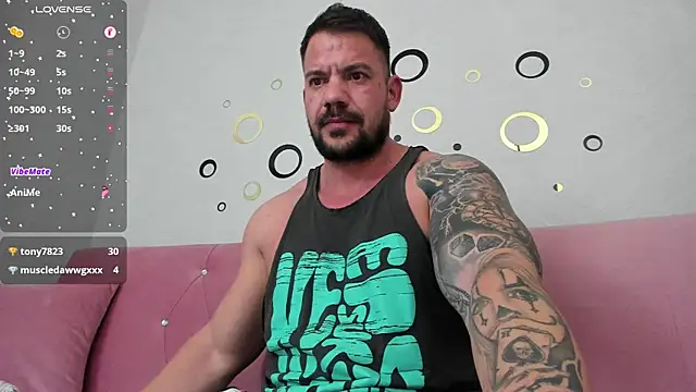 musclemonster31 online show from January 29, 12:33 am