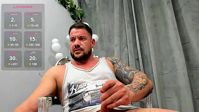 musclemonster31 online show from February 11, 8:48 am