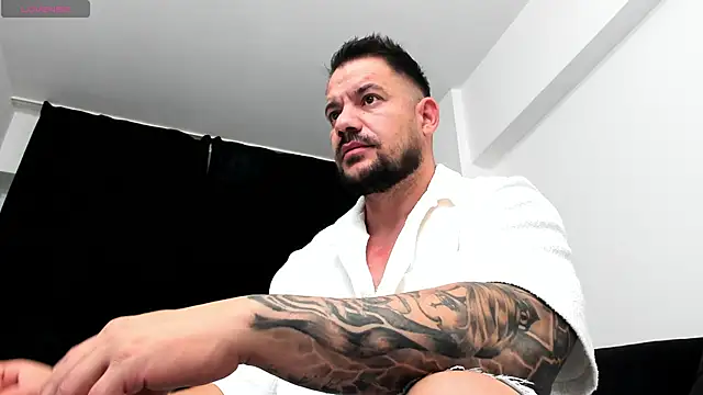 musclemonster31 online show from October 6, 9:56 pm