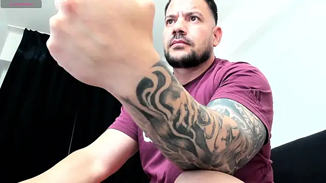 musclemonster31 online show from October 29, 1:41 am