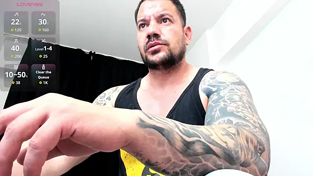 musclemonster31 online show from November 23, 4:12 am