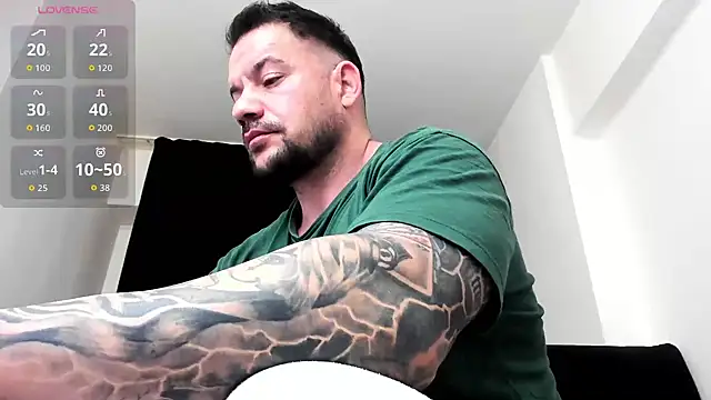 musclemonster31 online show from February 10, 2:15 am