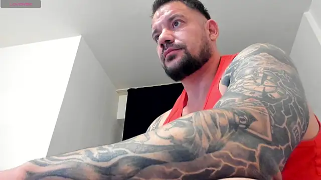 musclemonster31 online show from July 27, 9:33 pm