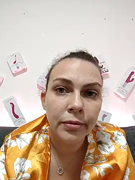 LEAsquirt91 online show from December 3, 10:08 pm