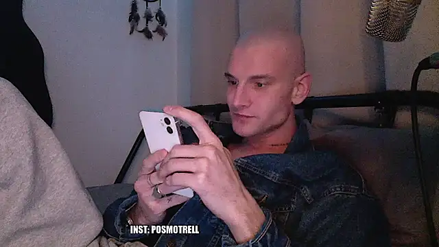 Snapshot of ETHAN_MOORE chatting on March 15, 3:40 pm ETHAN MOORE online show from March 15, 3:40 pm