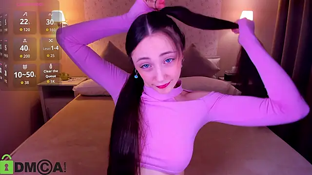 Snapshot of Lexi_Split chatting on April 15, 1:34 am Lexi Split online show from April 15, 1:34 am