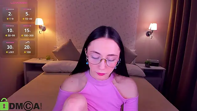 Snapshot of Lexi_Split chatting on May 18, 2:18 am Lexi Split online show from May 18, 2:18 am