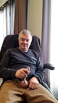 MichOxxford online show from November 27, 3:19 am