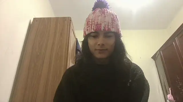 Snapshot of calliemaggotbone chatting on January 11, 6:02 pm calliemaggotbone online show from January 11, 6:02 pm