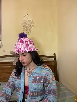 calliemaggotbone online show from February 17, 6:14 pm