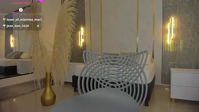 riley sierra online show from November 13, 2:05 pm