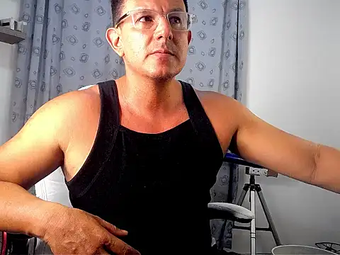 Snapshot of pedropicapi chatting on September 18, 3:08 am pedropicapi online show from September 18, 3:08 am