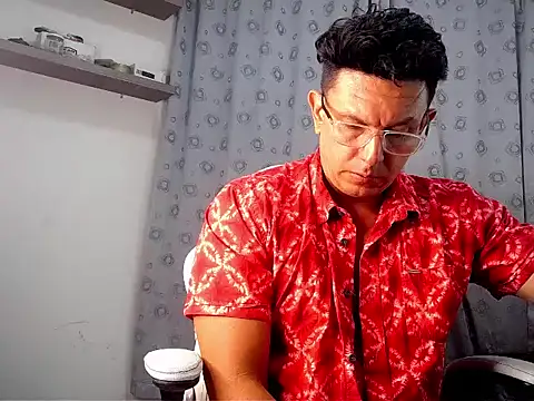 pedropicapi online show from November 19, 1:16 am