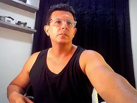 Snapshot of pedropicapi chatting on March 13, 12:06 am pedropicapi online show from March 13, 12:06 am