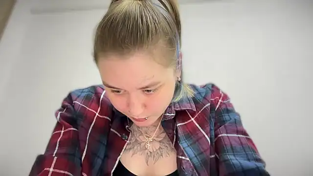 Isabel-Bailey online show from October 3, 9:01 pm