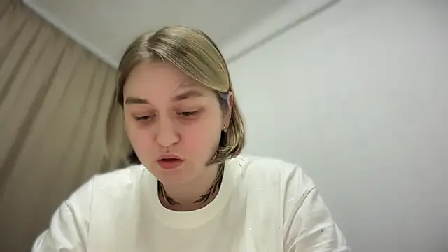 Isabel-Bailey online show from October 8, 9:01 pm