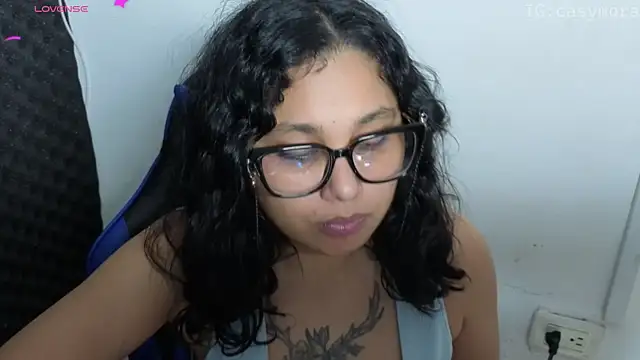 Cuteprincess21 online show from May 2, 1:21 am