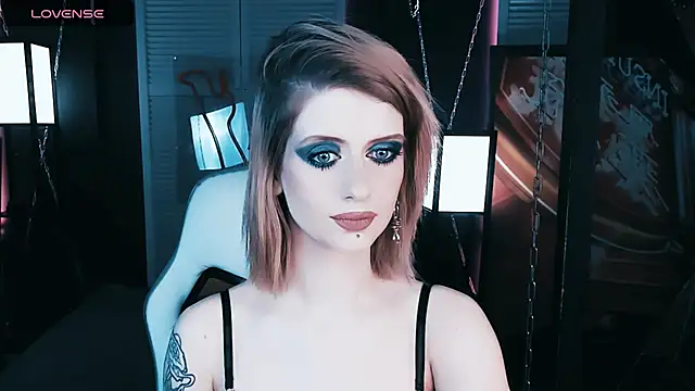 Noah ElmerX online show from December 8, 9:30 pm