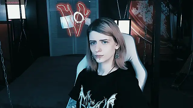 Noah ElmerX online show from December 20, 1:43 pm