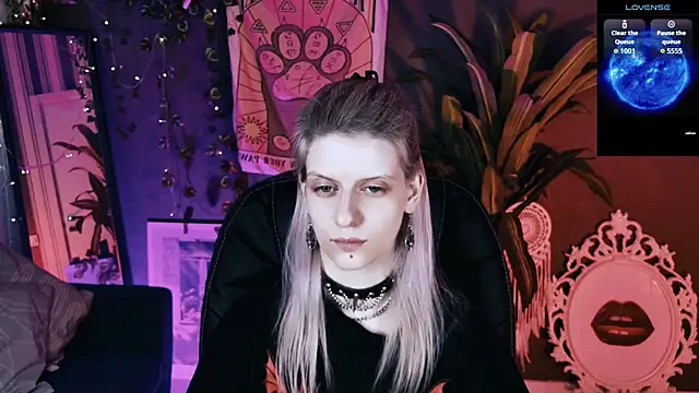 Noah ElmerX online show from June 12, 5:45 pm